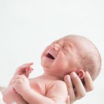 Motivos habituales que provocan el llanto en un bebé.